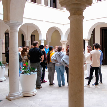 La Facultad de Económicas de la UMA y el Museo Carmen Thyssen Málaga culminan la tercera edición de su Challenge de Marketing Cultural